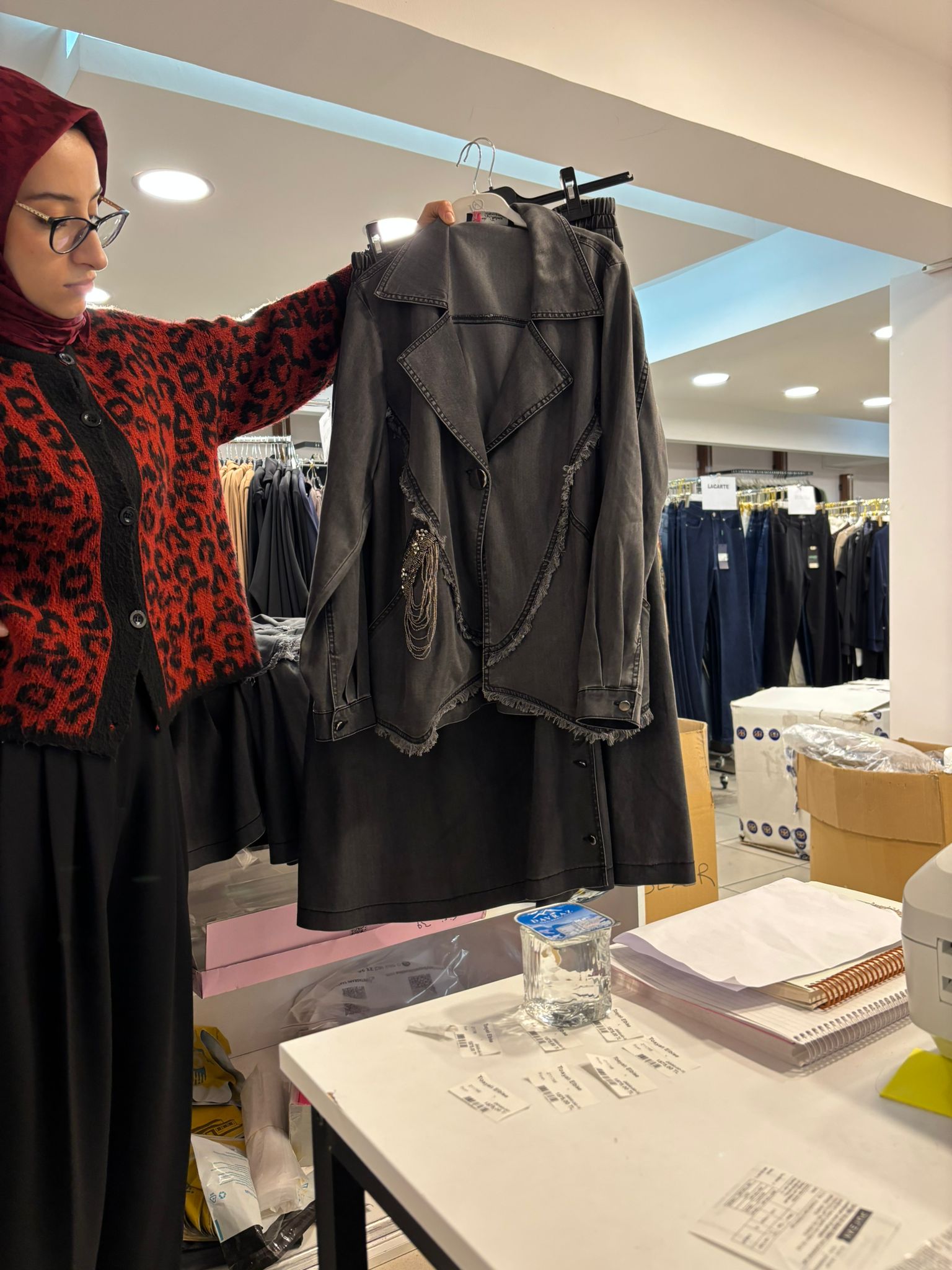Fatma Danışman Zincir Tel Detay Tk Antrasit