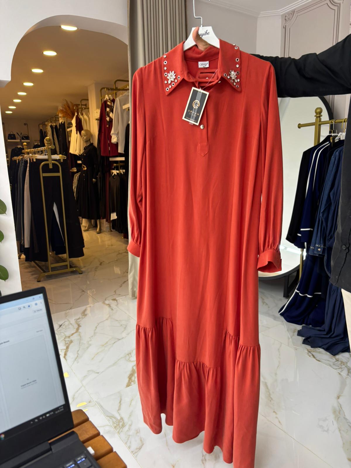 ORHAN STORE Yakası Boncuklu Elbise Mavi