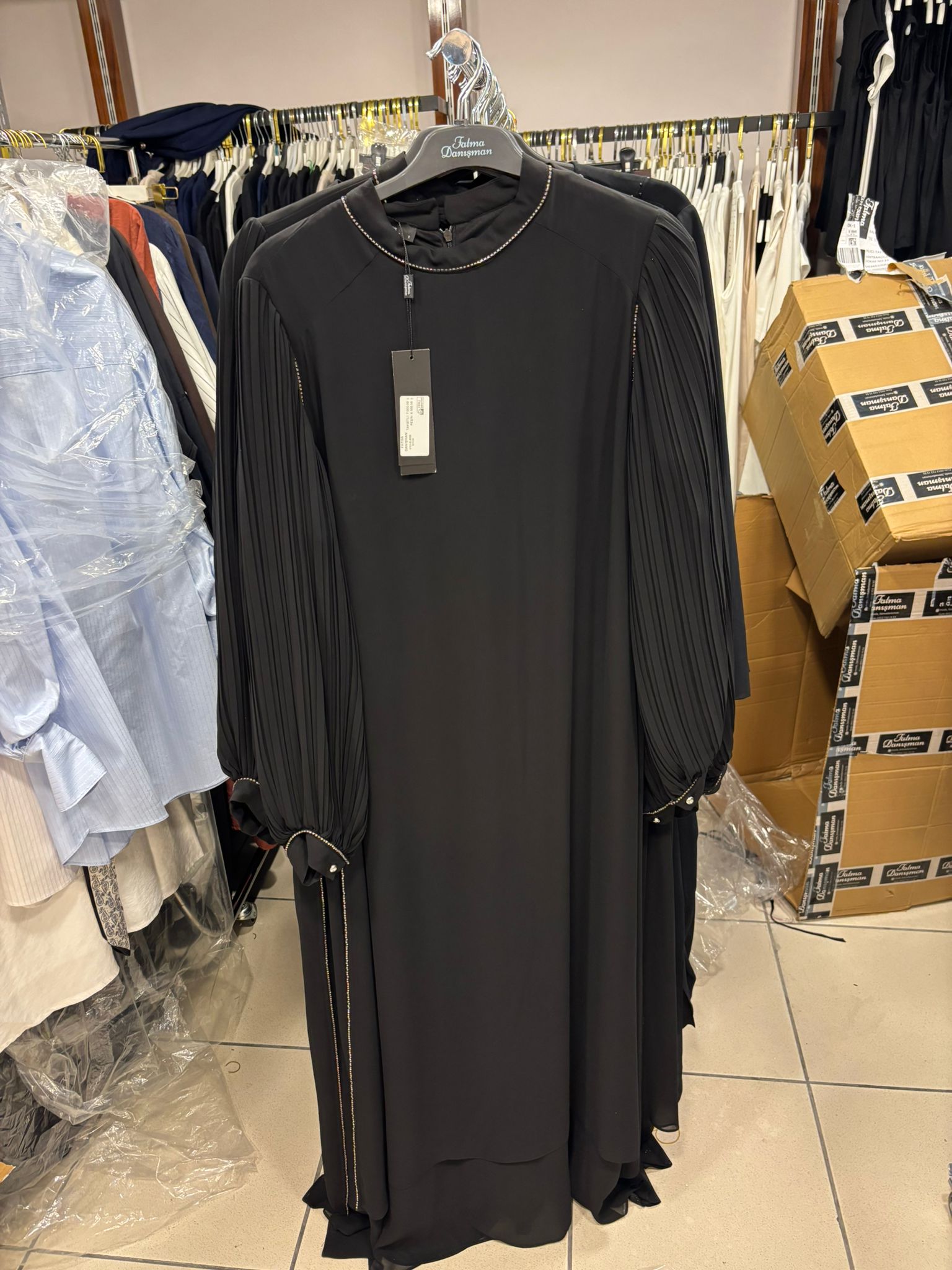 Fatma Danışman Prizma Taşlı Elbise Siyah