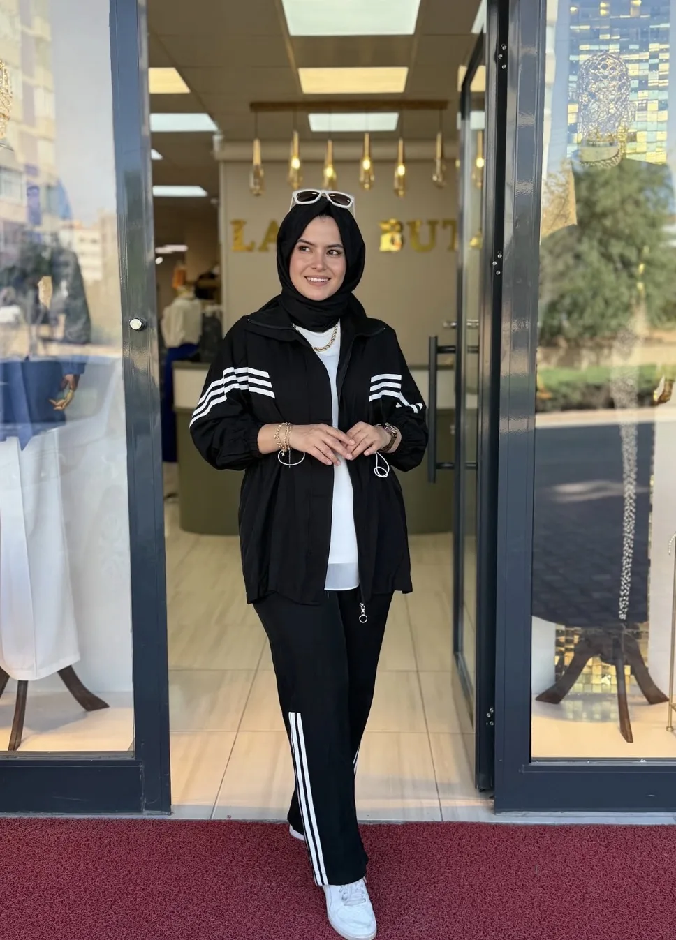 ELİ ADİDAS SPOR TAKIM Siyah