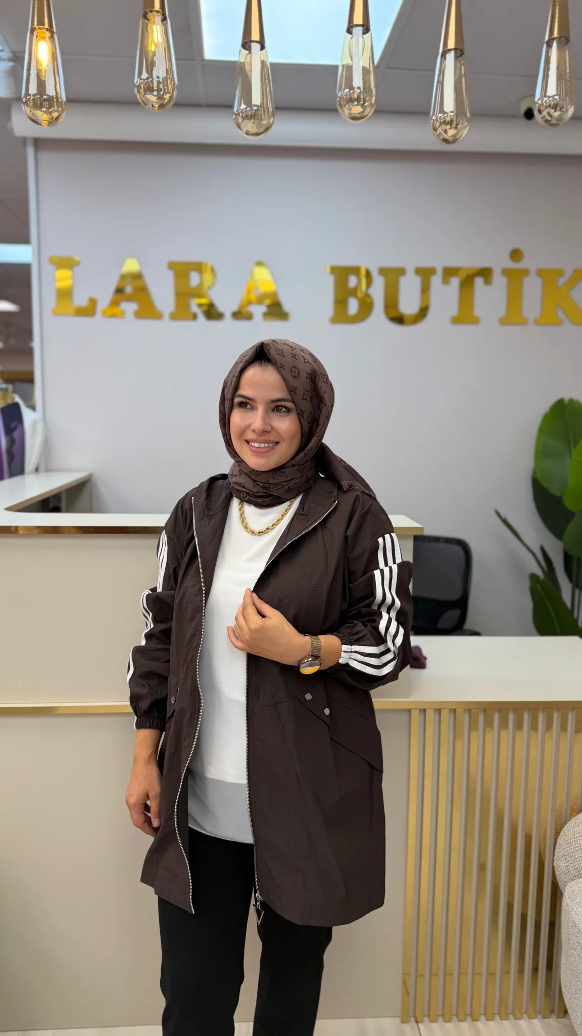 ELİ Adidas trench Kahverengi