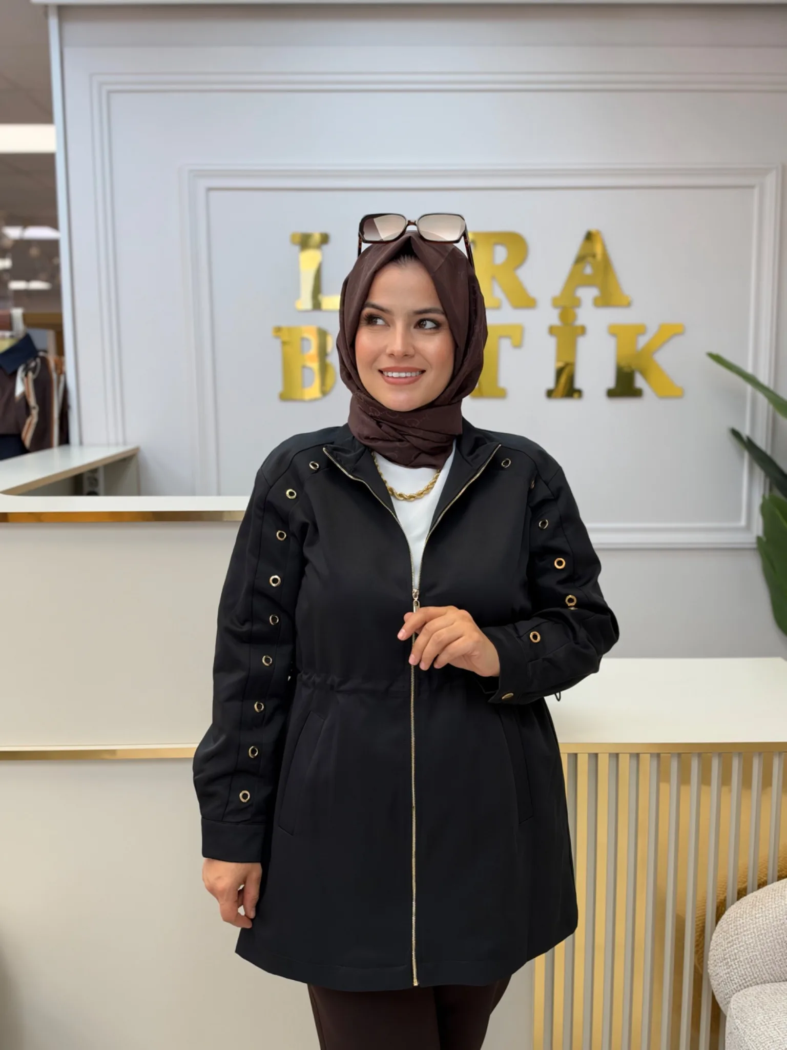 JUPE FERMUARLI GOLD DETAY TRENCH Siyah