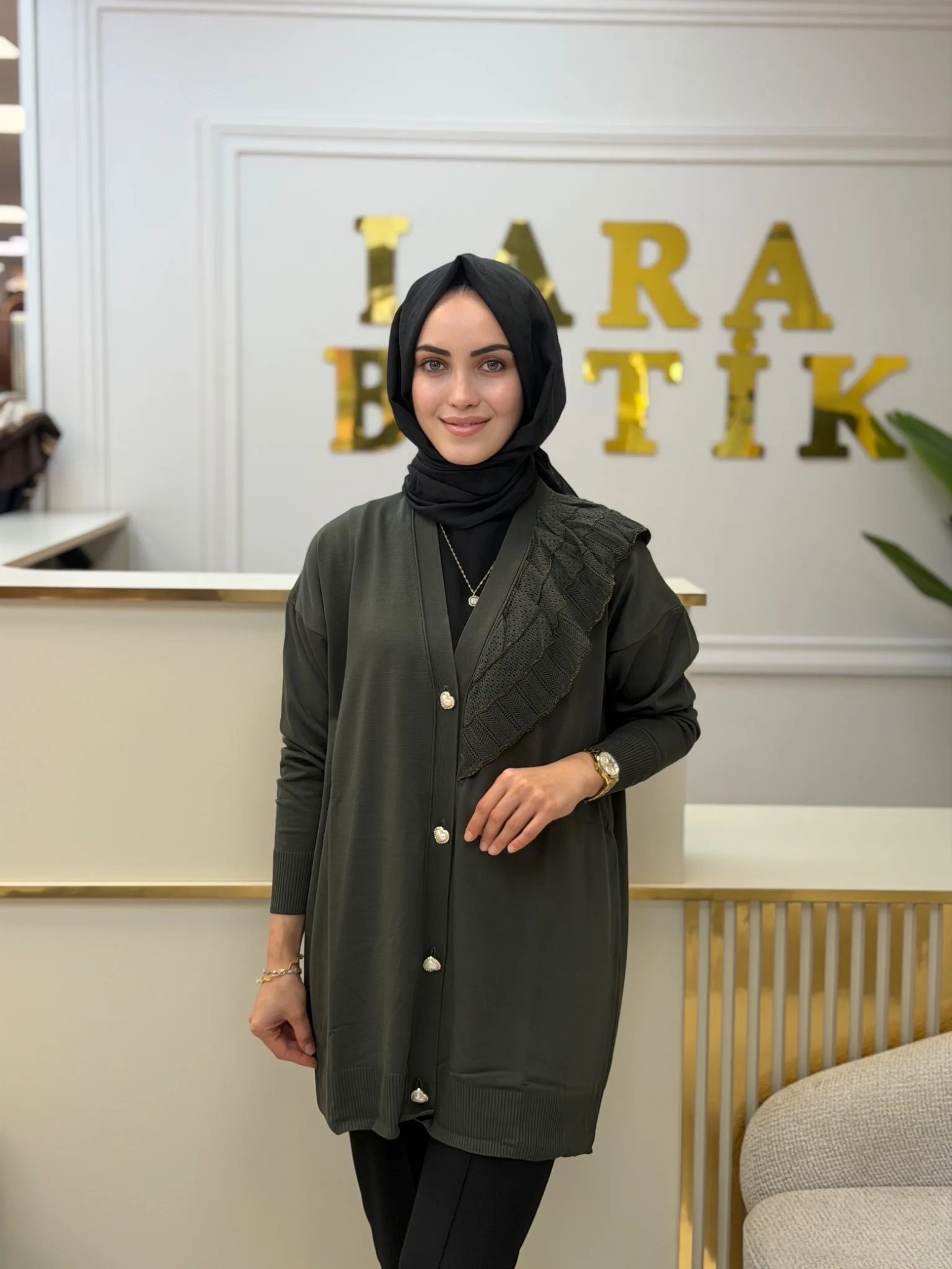 VİVALOLİTA FIRFIR DETAYLI TRİKO HIRKA Yeşil