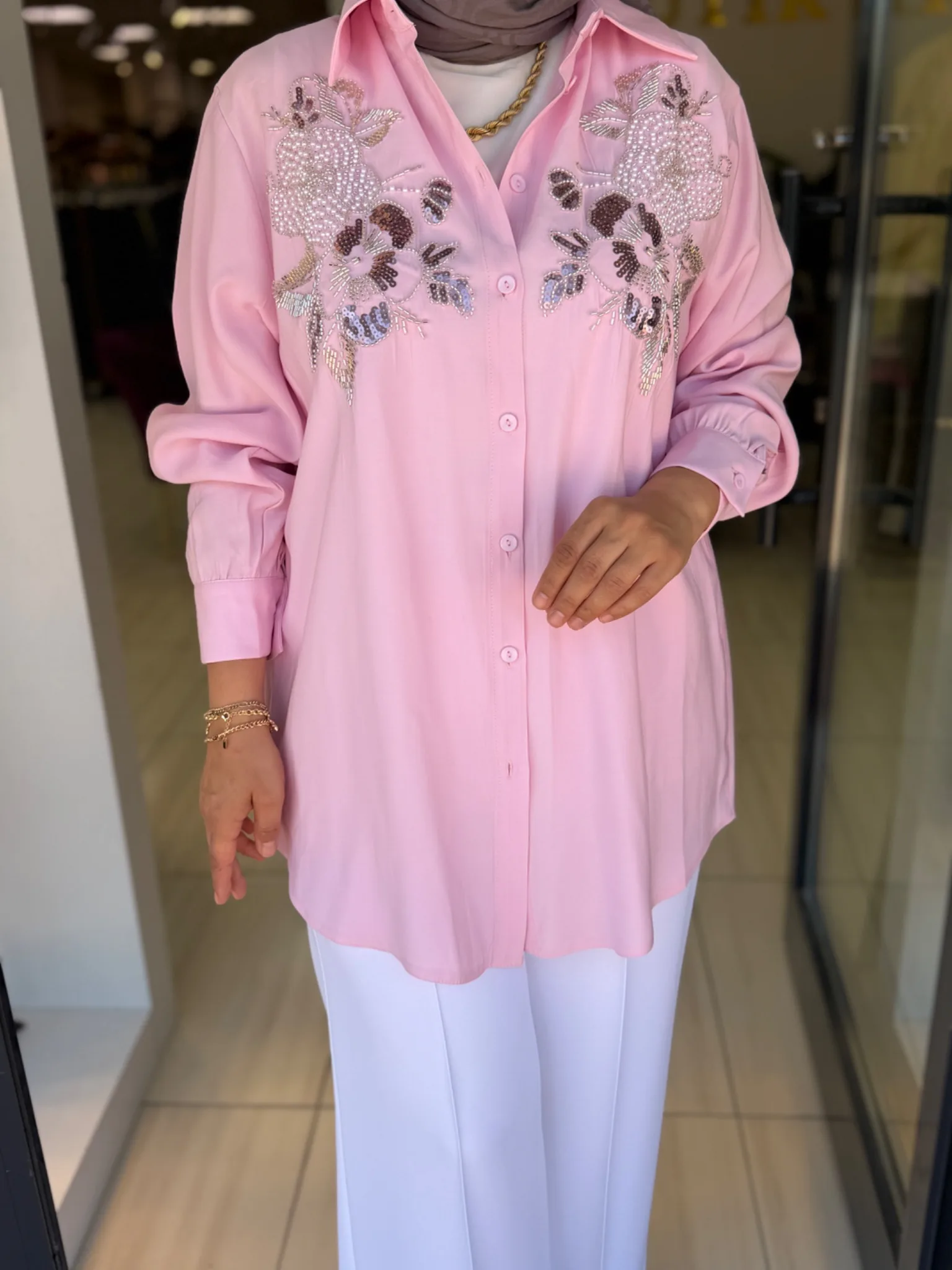 TAŞ İŞLEMELİ GÖMLEK Pembe 2