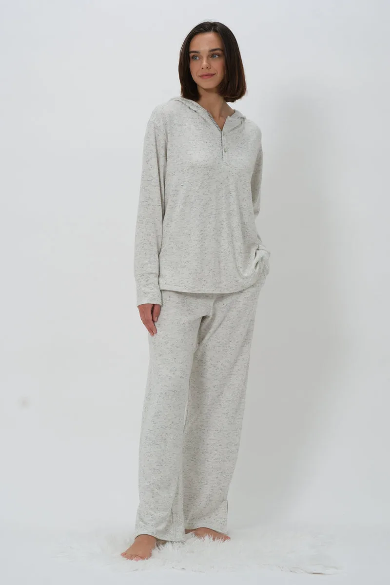 ZEYLAND Kadın Kapüşonlü Düğmeli Pijama Takımı Ekru