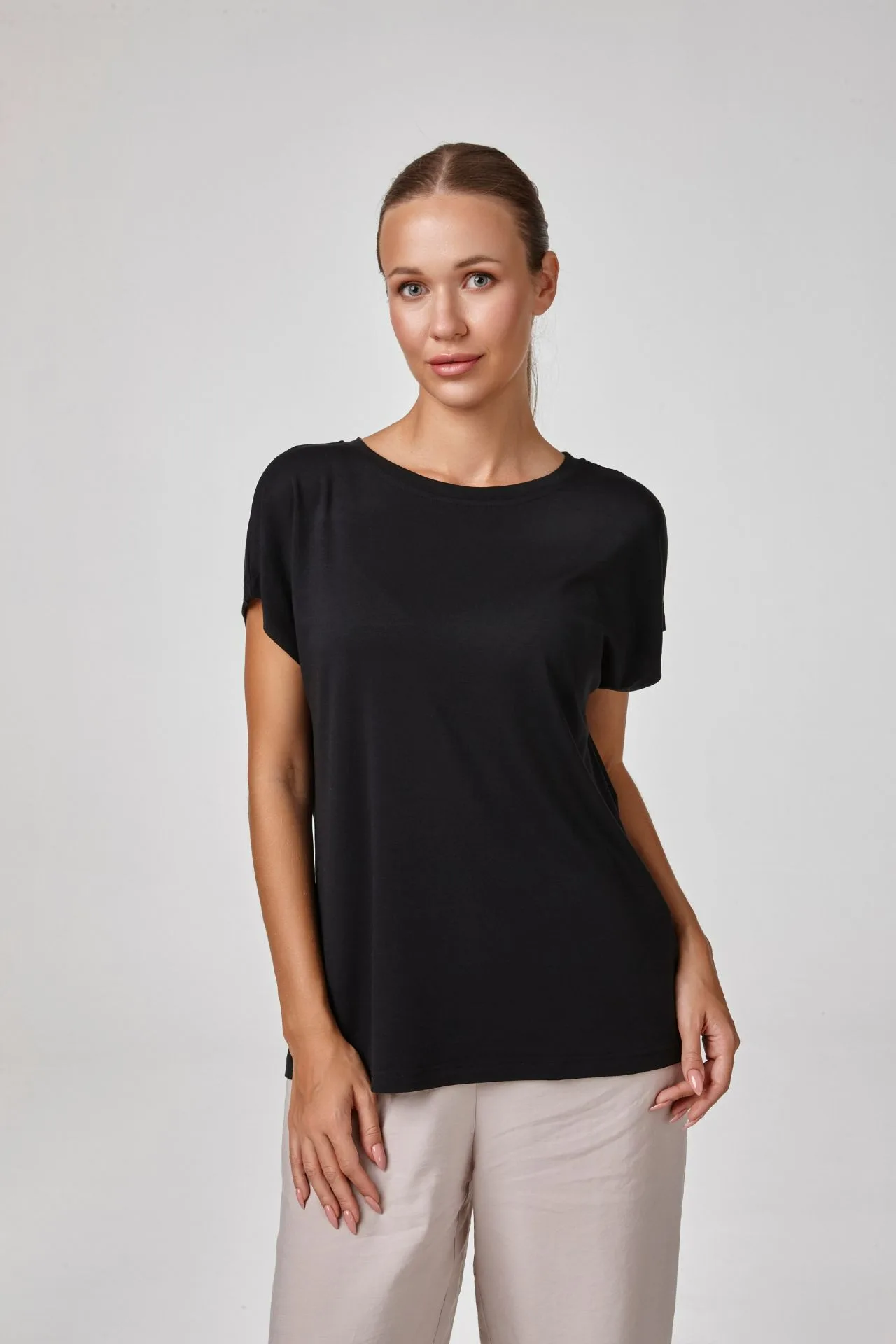 RELACTİVE P2250 KADIN KISA KOLLU SIFIR YAKA BLUZ - T - SHIRT Siyah